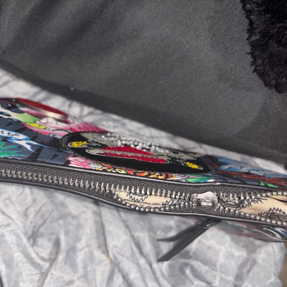 Ed hardy purse - Picture 4 of 4